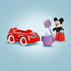 La maison et la voiture de Mickey