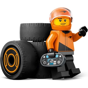 CITY - Voiture de course McLaren avec pilote de F1