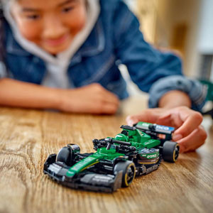 SPEED CHAMPIONS - F1 Aston Martin Aramco AMR24