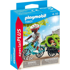 Cyclistes maman et enfant