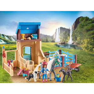Amelia & Whisper avec box pour chevaux