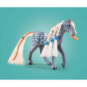 Amelia & Whisper avec box pour chevaux