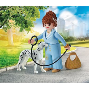 Femme d’affaire avec sac à main et son Dalmatien